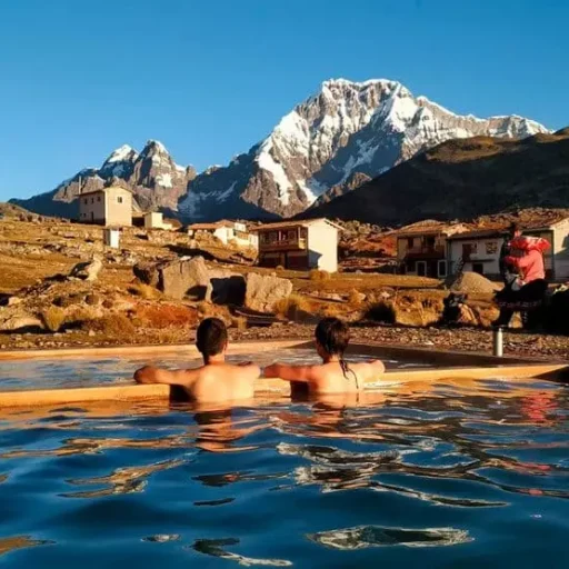 tour-7-lagunas-del-ausangate-aguas-termales-870x555